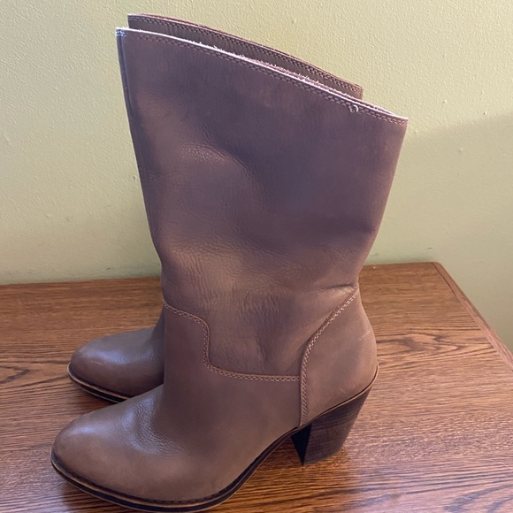 Lucky Brand Leather Boots size 8 - Picture 2 of 8